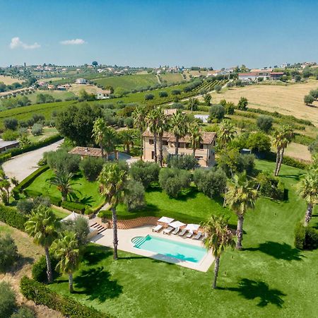 Villa Iulia - Vibra Controguerra ภายนอก รูปภาพ
