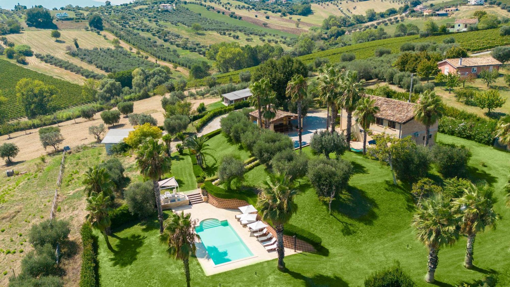 Villa Iulia - Vibra Controguerra ภายนอก รูปภาพ